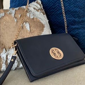 Navy clutch/wristlet with gold chain